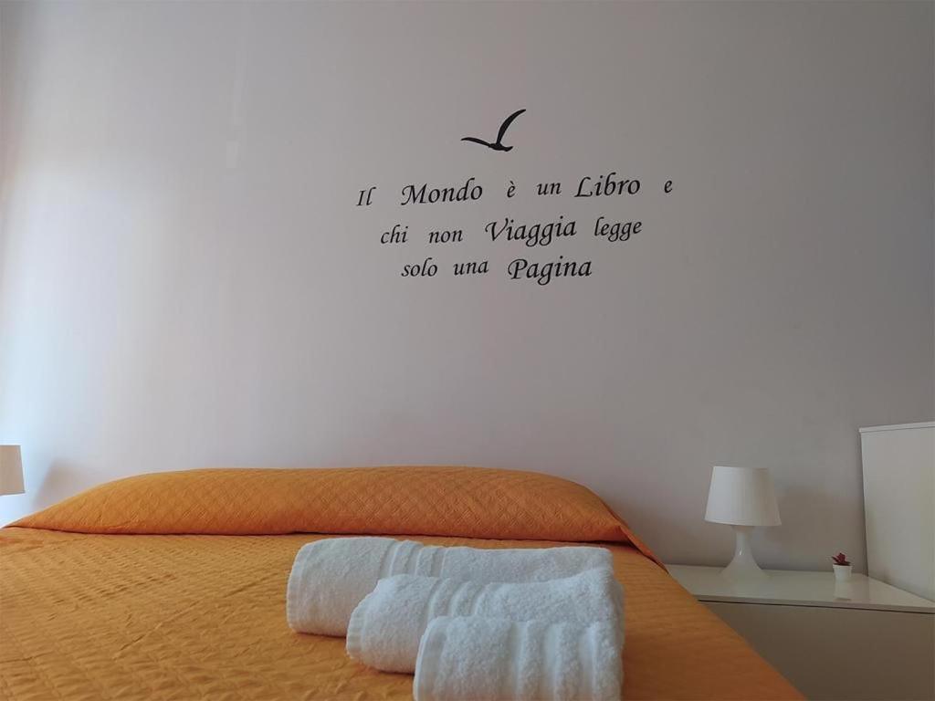 Apartment Calliope Palermo Bagian luar foto